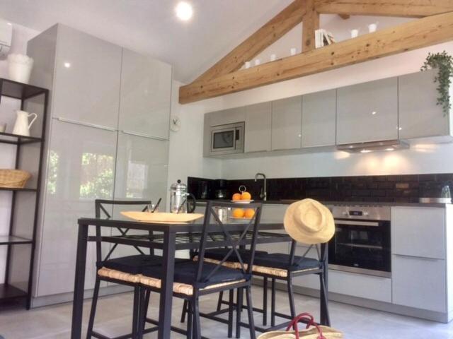 Gite Sous Le Cerisier Apartment Palaldo ภายนอก รูปภาพ
